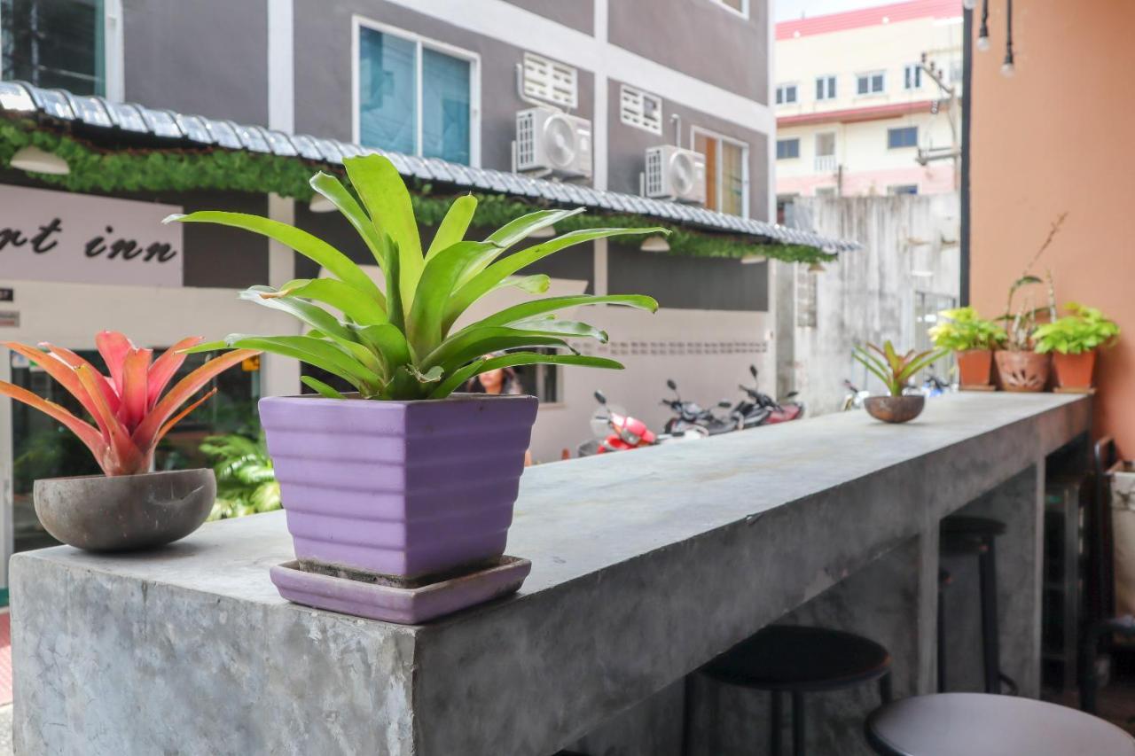 Oyo 1032 Beds Patong Phuket Exterior foto