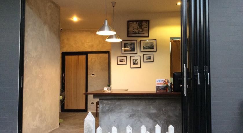 Oyo 1032 Beds Patong Phuket Exterior foto