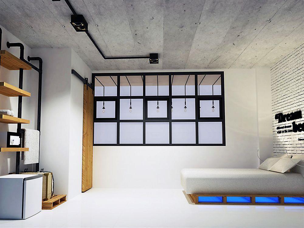 Oyo 1032 Beds Patong Phuket Exterior foto